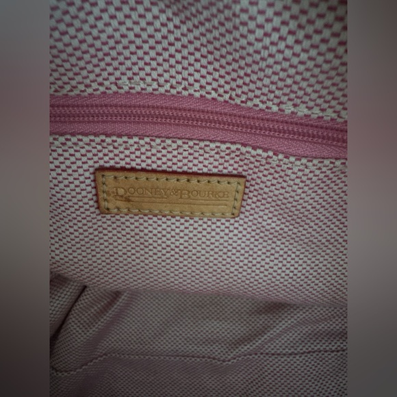 Dooney & Bourke Stylish Monogram Handbag NWOT - Picture 7 of 10